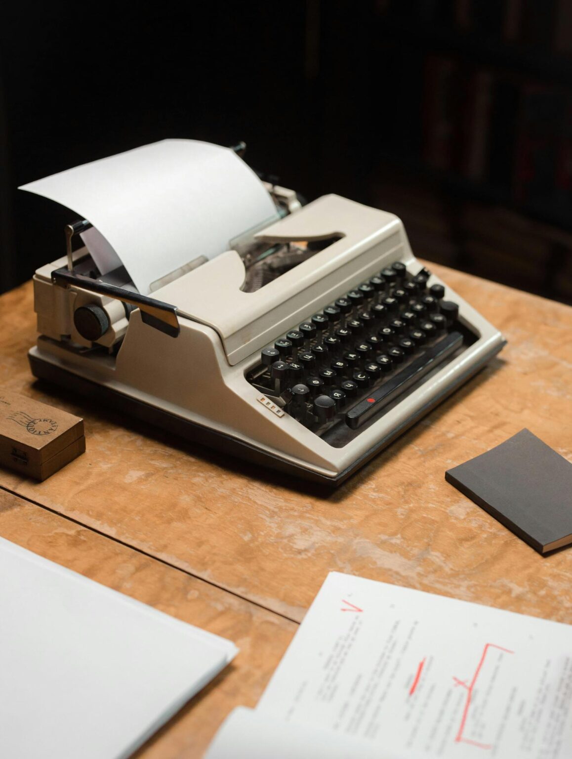 Comment présenter votre manuscrit à une maison d'édition ? - conseil ...