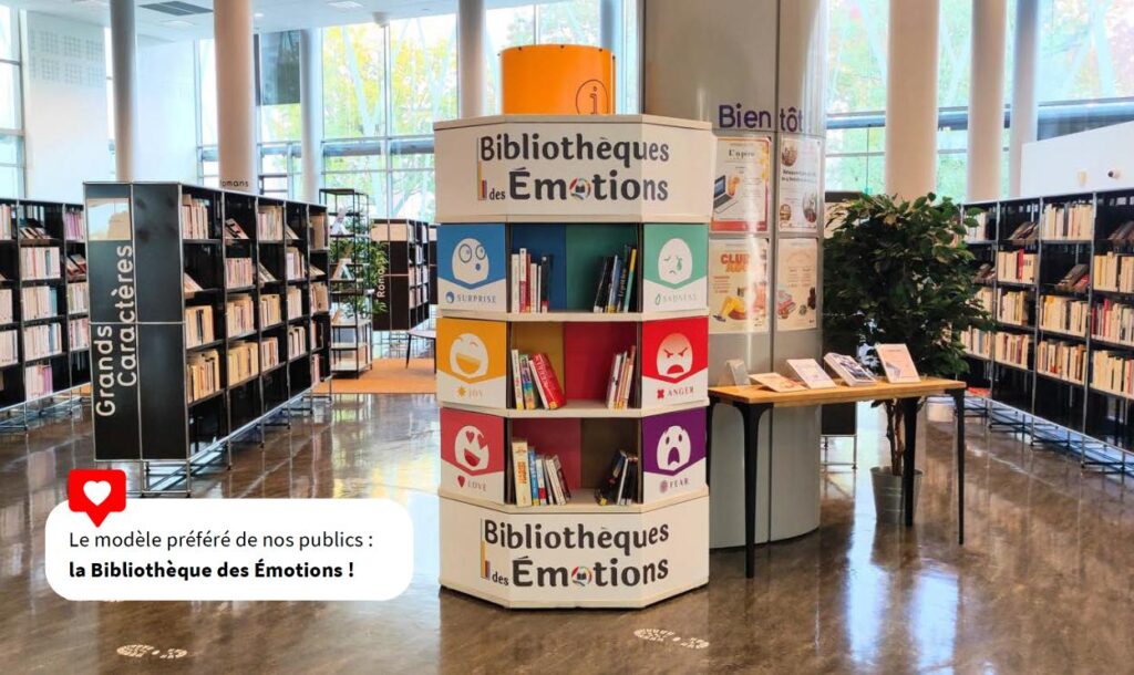 Photo prise à la médiathèque de Créteil présentant la Bibliothèque des émotions