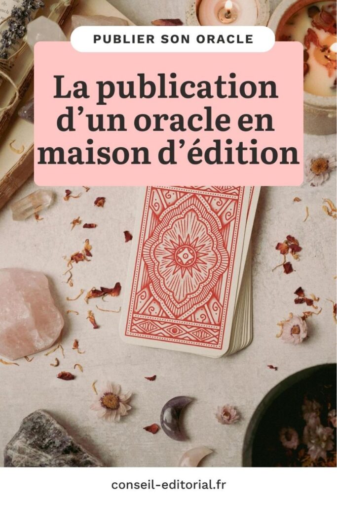 Epingle Pinterest La publication d'un oracle en maison d'édition avec un visuel de dos de cartes